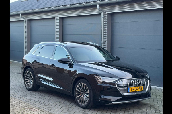 Audi e-tron 50 quattro 313 pk Business edition Plus 71 kWh, 21 inch lmv, panoramadak, nl auto met nationale auto pas