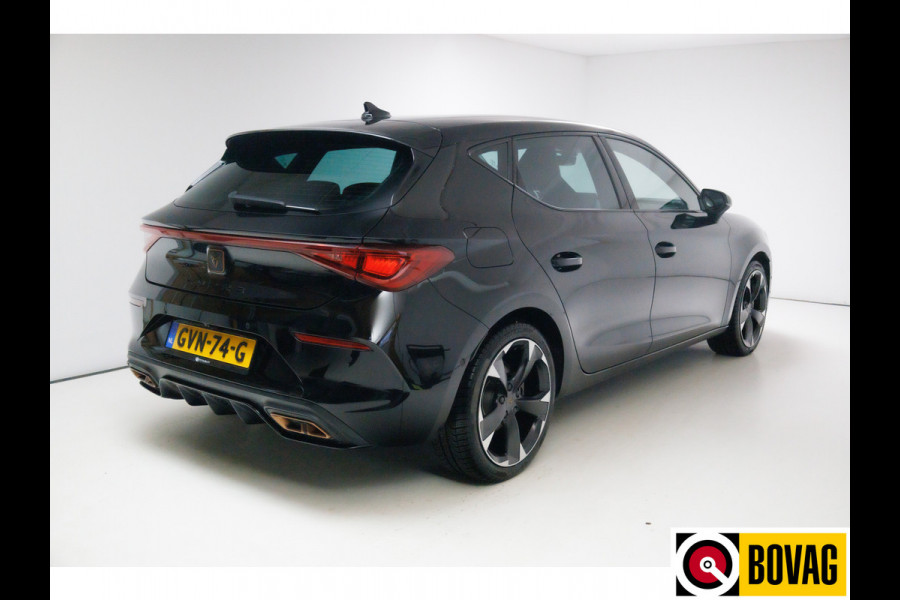 CUPRA Leon 1.4 e-Hybrid Business 204 PK Stoel- stuurverwarming, Travel assist, Navigatie, Camera, 18 inch, Adaptive cruise