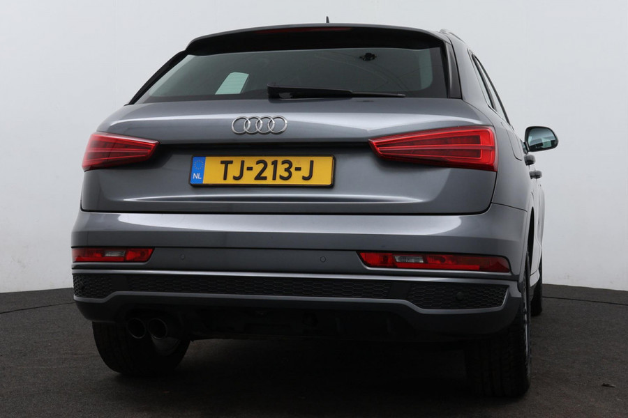 Audi Q3 1.4 TFSI CoD Sport Advance Sport 2x S-line( NL-auto, Parkeerhulp V+A, Navi, StoelV, Cruise C, Etc)