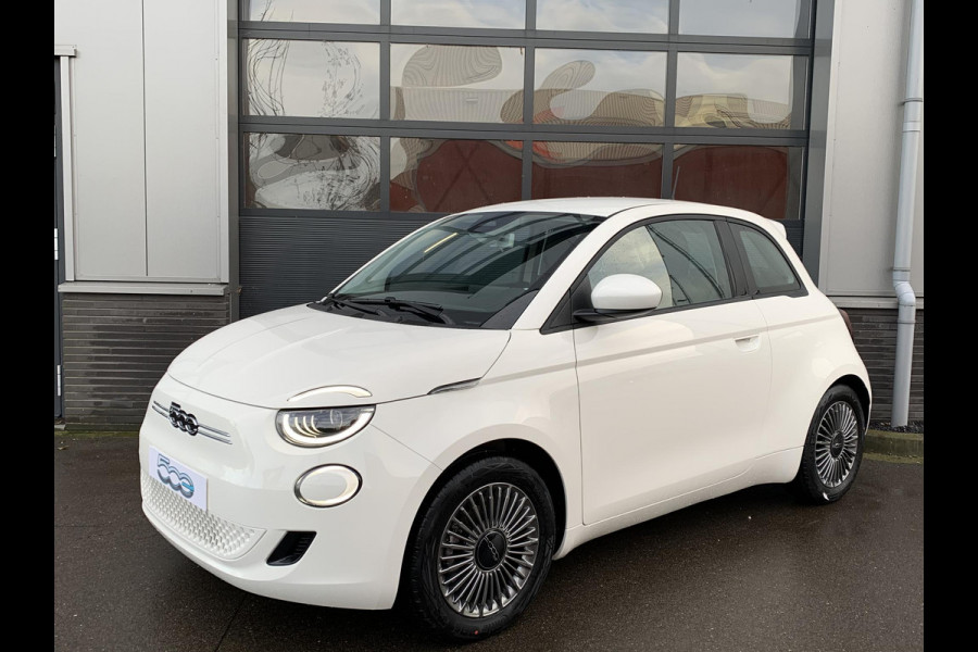 Fiat 500E Business Launch Edition 42 kWh | BTW Auto | Clima | Cruise | 16" | Apple Carplay