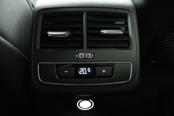 Audi A5 35 TFSI Sport S-Line | Full LED | Sportstoelen | Half leder | Navigatie | Cruise control | Getint glas | PDC | Cllimate control