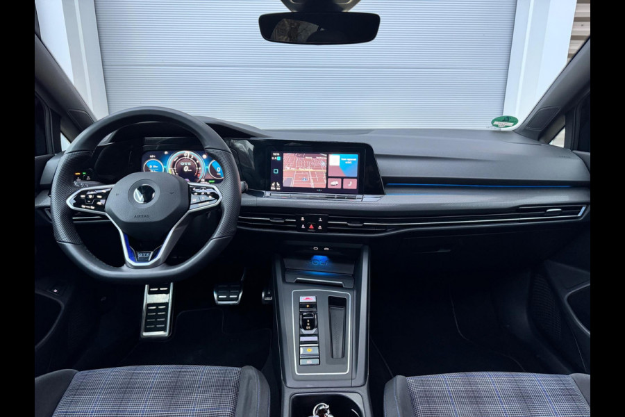 Volkswagen Golf 1.4 eHybrid GTE Pano/Matrix/Blindspot/Camera