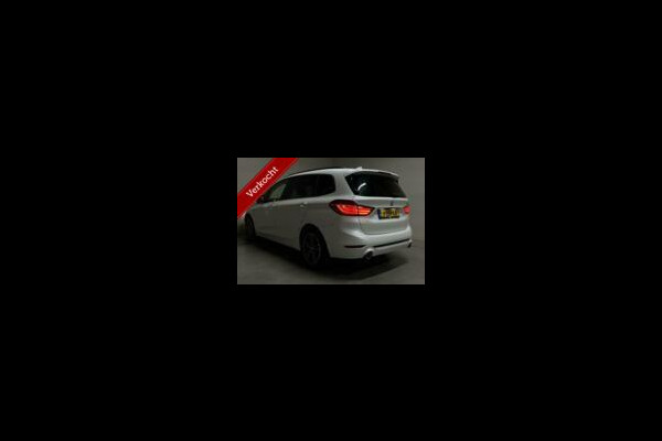 BMW 2 Serie Gran Tourer 220i High Executive Pano HUD Trekh.