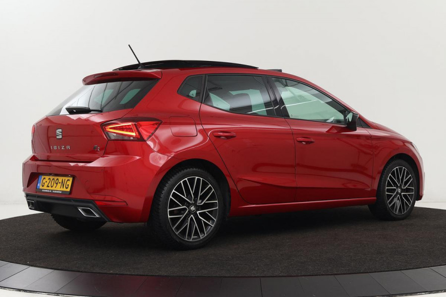 Seat Ibiza 1.0 TSI FR Intens | Panoramadak | Trekhaak | Adaptive cruise | Beats Sound | Virtual Cockpit | Climate control | Keyless | Camera | Full LED | Navigatie | Carplay