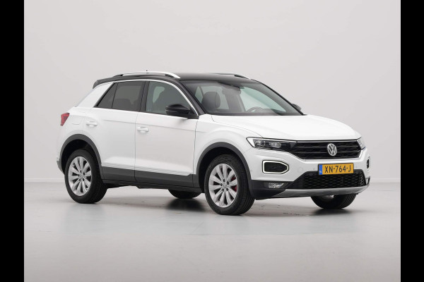 Volkswagen T-Roc 1.5 TSI 150pk Sport Navigatie Trekhaak Camera Led