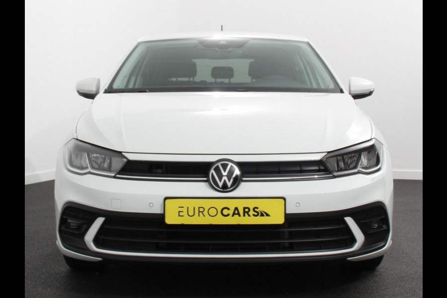 Volkswagen Polo 1.0 TSI Move | Navigatie | App Connect / Android Auto / Apple Carplay | Climate Control | Parkeer sensoren | Lichtmetalen Velgen | Dab | Digitale Cockpit #