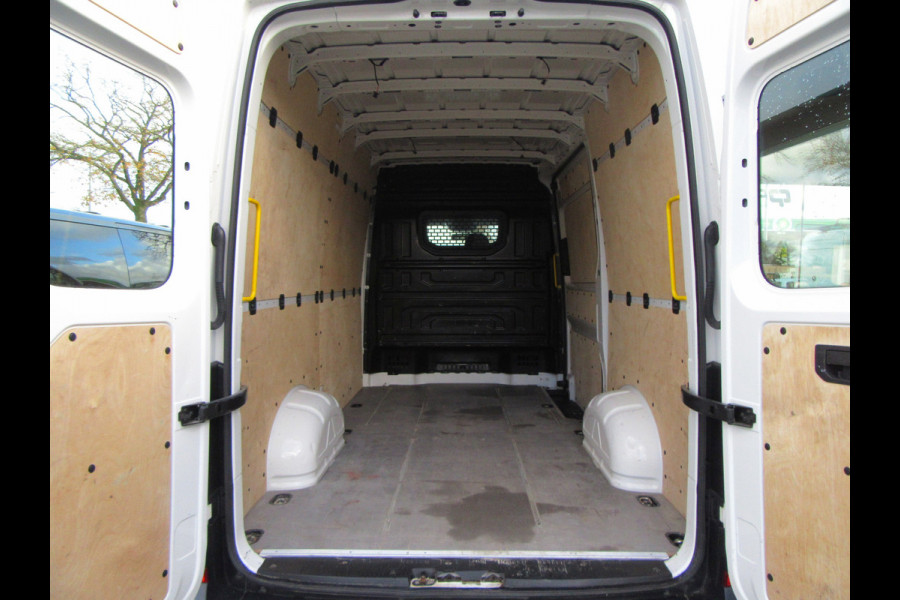 Volkswagen Crafter 35 2.0 TDI L3H3 ( L2H2 ) Airco, PDC V+A