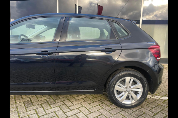 Volkswagen Polo 1.0 TSI Comfortline / CarPLAY / nieuwe all seasons