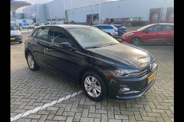 Volkswagen Polo 1.0 TSI Comfortline / CarPLAY / nieuwe all seasons