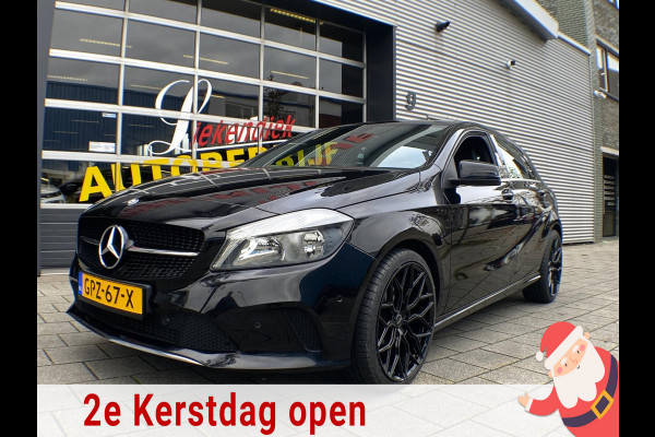 Mercedes-Benz A-Klasse 180 URBAN BlueEFFICIENCY I Navigatie I Airco I PDC I 1/2 Leer I 19 inch Sport velgen I Dealer onderhouden