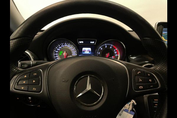 Mercedes-Benz CLA-Klasse 180 / NL-auto / BTW / Xenon / 18" LM