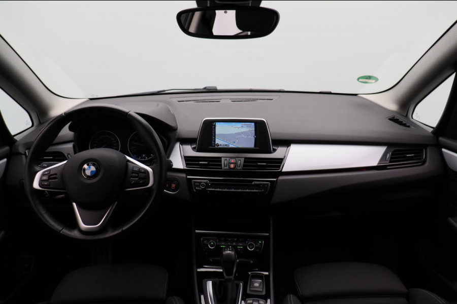 BMW 2 Serie Gran Tourer 218i Automaat Navigatie Trekhaak Climate-control Cruise