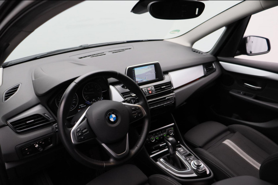 BMW 2 Serie Gran Tourer 218i Automaat Navigatie Trekhaak Climate-control Cruise