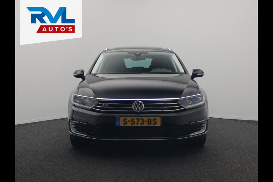 Volkswagen Passat Variant 1.4 TSI GTE Highline Trekhaak Navigatie Camera