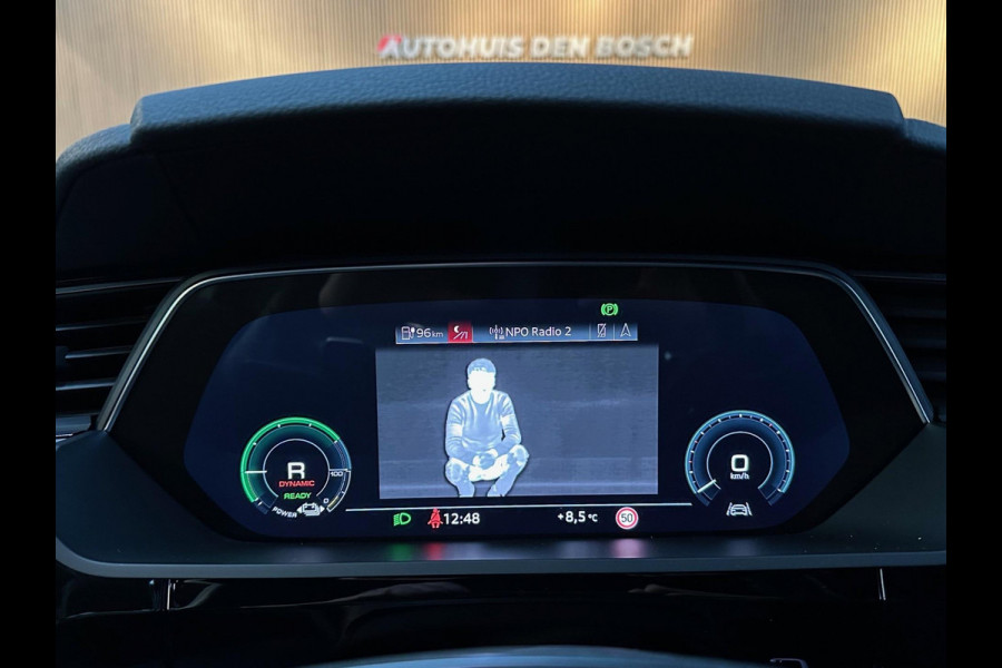 Audi e-tron E-tron 55 Quattro Pro Line Plus 95 kWh B&O Lucht