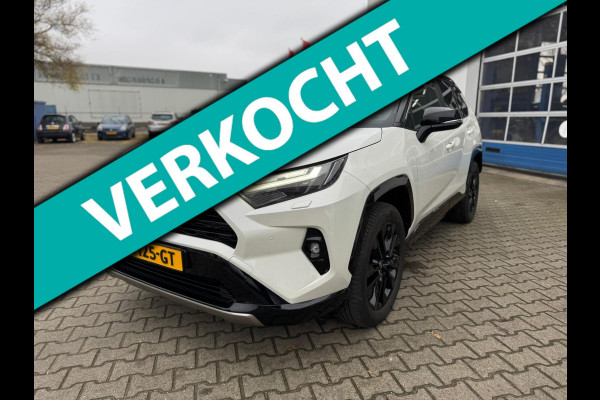 Toyota RAV4 2.5 Hybrid Bi-Tone Automaat TREKHAAK (RIJKLAARPRIJS / BOVAG)