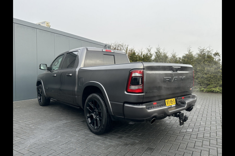 Dodge Ram 1500 V8 LARAMIE NIGHT / 54.022 KM / PANO / 3.5T TREKHAAK / LPG-G3 / CAMERA / CREW CAB / GORILLA EXHAUST