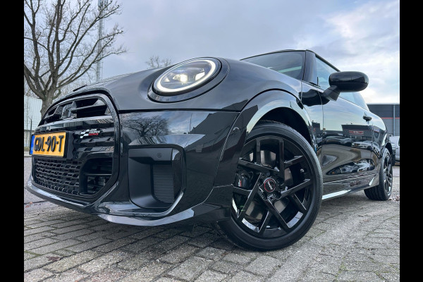 MINI Mini 1.5 Cooper C 2024 John Cooper Works M SPORT PANO LEER NAP LUXE