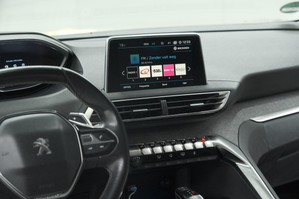 Peugeot 3008 PureTech 130 EAT Allure | Camera | Navigatie | Apple Carplay | Parkeersensoren