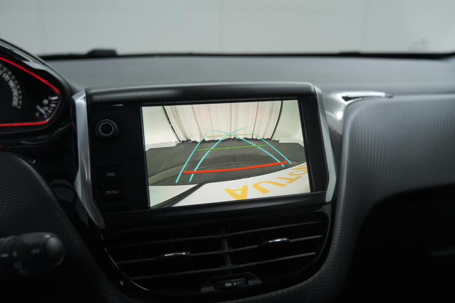 Peugeot 2008 PureTech 110 EAT6 GT Line | Panoramadak | Camera | Navigatie | Apple Carplay