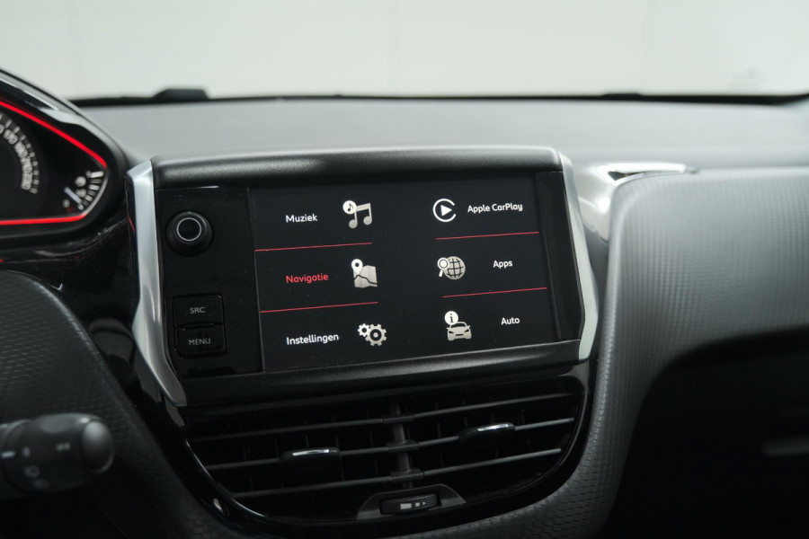 Peugeot 2008 PureTech 110 EAT6 GT Line | Panoramadak | Camera | Navigatie | Apple Carplay