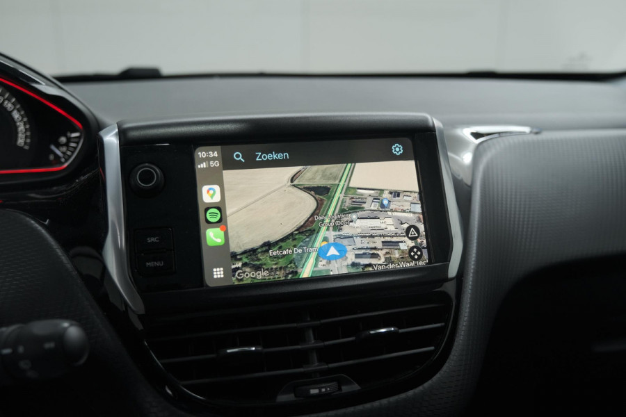 Peugeot 2008 PureTech 110 EAT6 GT Line | Panoramadak | Camera | Navigatie | Apple Carplay