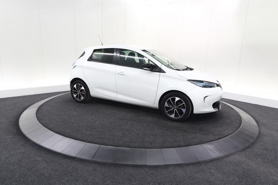 Renault ZOE Q90 Intens Quickcharge 41 kWh | Huuraccu | Parkeersensoren | Navigatie | 16 Inch Velgen