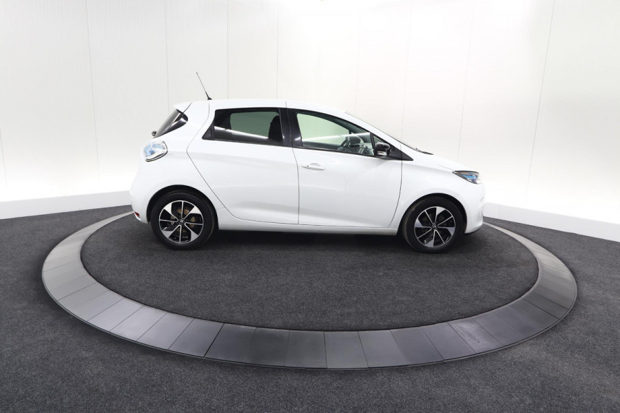 Renault ZOE Q90 Intens Quickcharge 41 kWh | Huuraccu | Parkeersensoren | Navigatie | 16 Inch Velgen