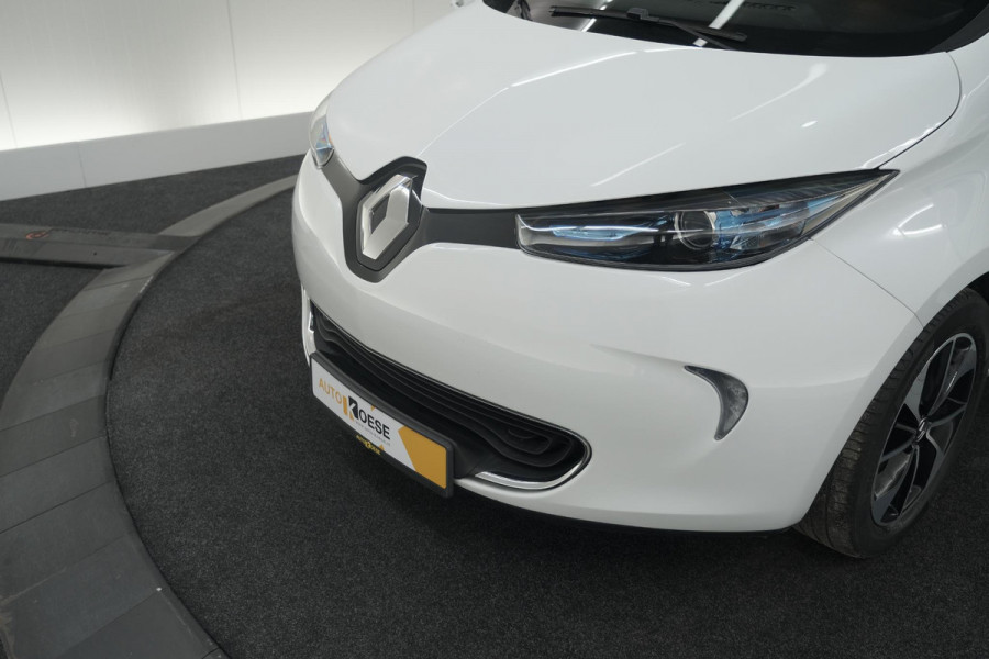 Renault ZOE Q90 Intens Quickcharge 41 kWh | Huuraccu | Parkeersensoren | Navigatie | 16 Inch Velgen