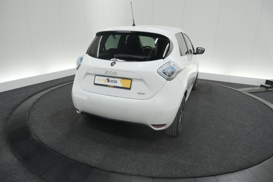 Renault ZOE Q90 Intens Quickcharge 41 kWh | Huuraccu | Parkeersensoren | Navigatie | 16 Inch Velgen