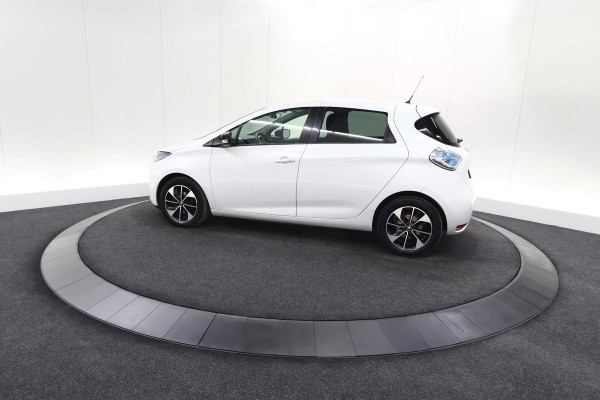 Renault ZOE Q90 Intens Quickcharge 41 kWh | Huuraccu | Parkeersensoren | Navigatie | 16 Inch Velgen