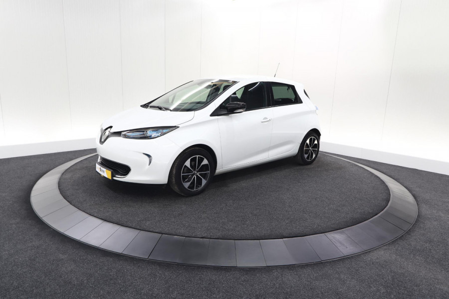 Renault ZOE Q90 Intens Quickcharge 41 kWh | Huuraccu | Parkeersensoren | Navigatie | 16 Inch Velgen