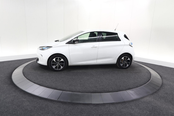 Renault ZOE Q90 Intens Quickcharge 41 kWh | Huuraccu | Parkeersensoren | Navigatie | 16 Inch Velgen