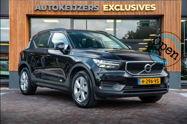 Volvo XC40 1.5 T3 Trekhaak Navi 17"L.M. Dakrail Stuurwielbediening