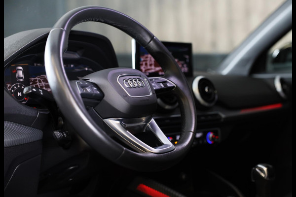 Audi Q2 35 TFSI Edition ONE / AUT / ACC / Open Panoramadak / Virtual Cockpit / Lane Assist / Leder / Navi / Camera / Led / 19 Inch