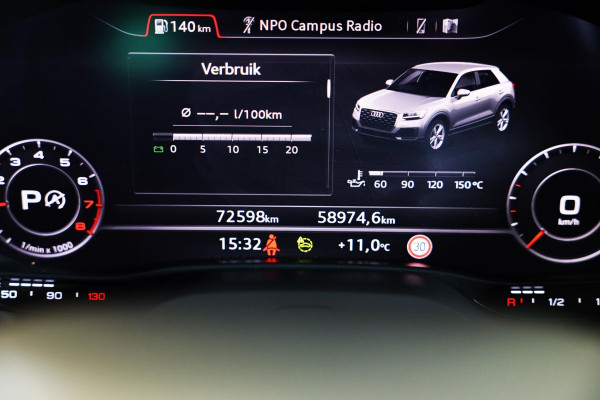 Audi Q2 35 TFSI Edition ONE / AUT / ACC / Open Panoramadak / Virtual Cockpit / Lane Assist / Leder / Navi / Camera / Led / 19 Inch