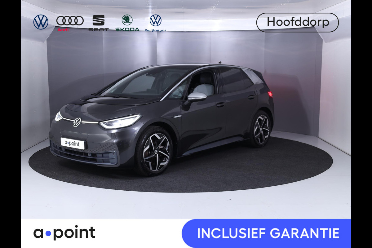 Volkswagen ID.3 First Plus 58 kWh 204PK | Navigatie | Parkeersensoren | Parkeercamera | Adaptieve cruise control | Stoelverwarming | 19" lichtmetalen velgen |