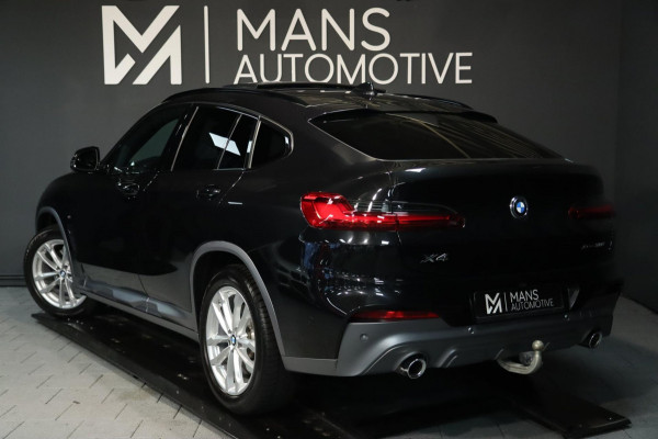 BMW X4 XDrive30i M Sport / PANODAK / KEYLESS / HUD / CAMERA / 19''