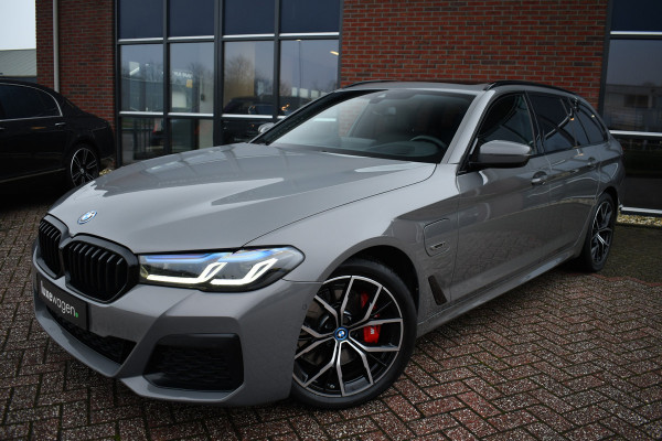 BMW 5 Serie Touring 530e xDrive M-Sport Pano Comf+Ventilatie HUD H/K Laser 19inch