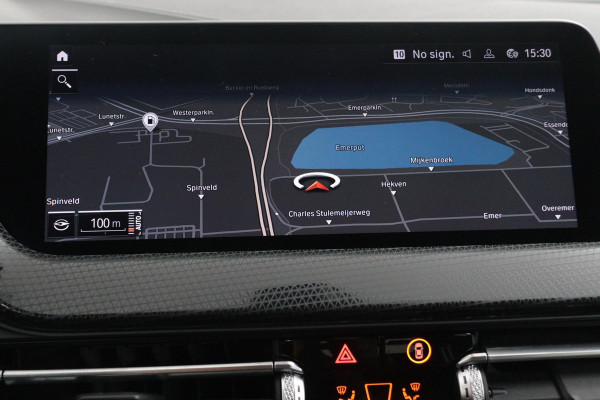 BMW 1-serie 118i Executive Edition SportLine (NL-auto, Dealer ondH, Navi-groot, Carplay/ Android, PDC V+A, Cruise Control, Etc)