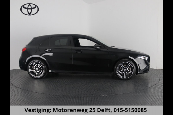 Mercedes-Benz A-Klasse 250 e PREMIUM PLUS AMG PLUG-IN HYBRIDE NIEUW 53.000,-