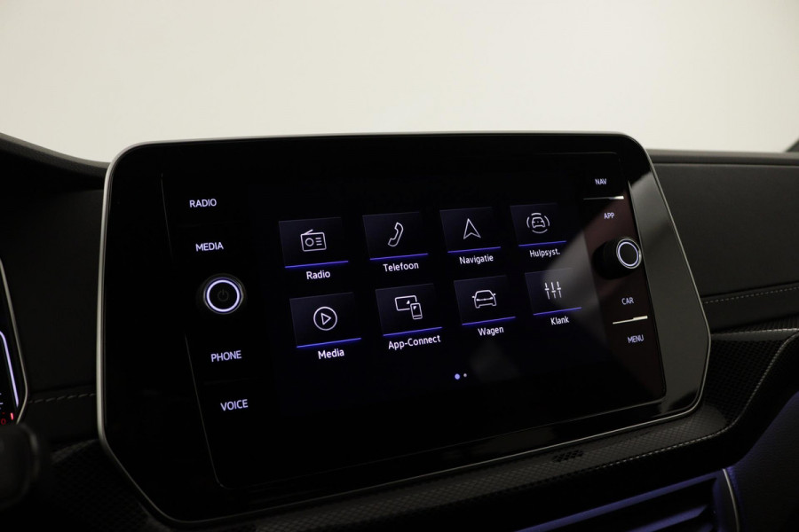 Volkswagen T-Cross 1.0 TSI 115 6MT R-Line | 'App-Connect' draadloze smartphone integratie | Achterlichten LED | Afstandscontrolesysteem (Front Assist)