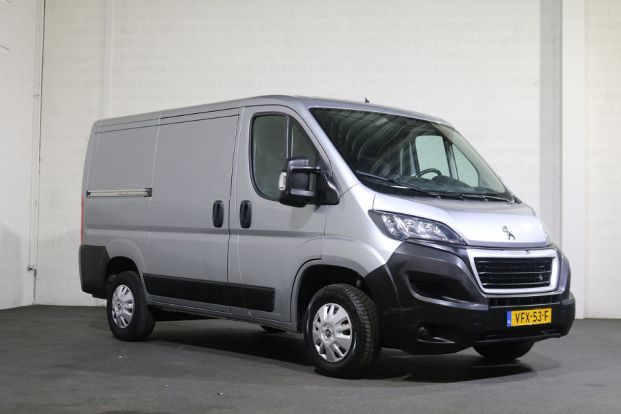 Peugeot Boxer 2.2 BlueHDi 140pk Airco Navigatie Camera