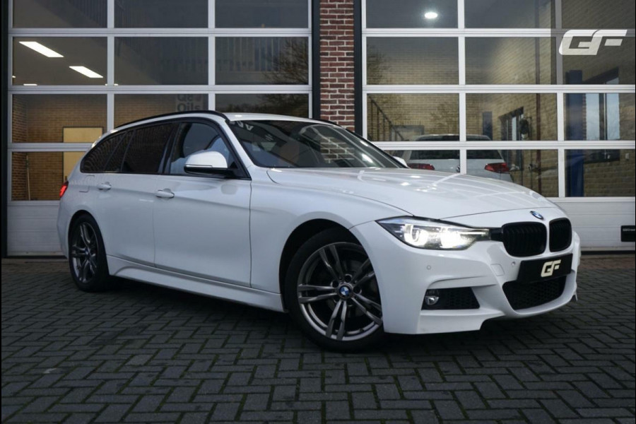 BMW 3 Serie Touring 318i M Sport Leer Navi Cruise NAP