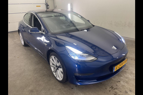 Tesla Model 3 Long Range AWD 75 kWh Dual Motor 19 inch Autopilot