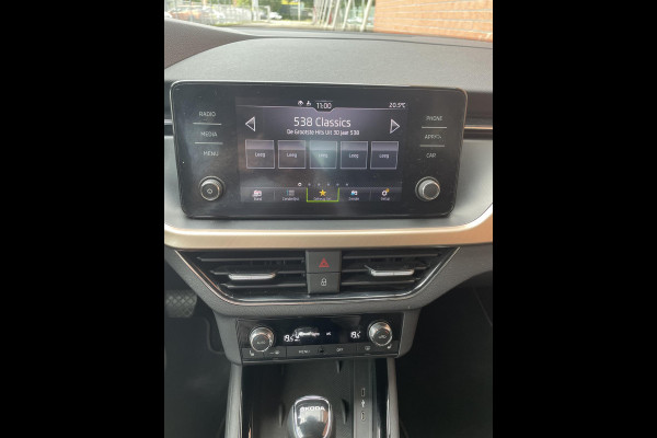 Škoda Kamiq 1.0 TSI 110pk DSG Style | Navigatie | Apple Carplay / Android auto | Parkeersensor achter | Cruise Control | Verwarmbare voorstoelen | Extra getint glas | Climate Control