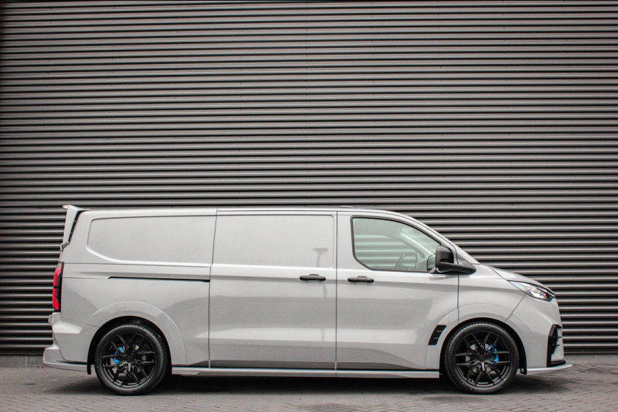 Ford Transit Custom 320 2.0 TDCI L2H1 MS-RT 2024 BPM VRIJ / KUIPSTOELEN / NAVIGATIE / UNIEK / GREY MATTER / APPLE CARPLAY / FULL