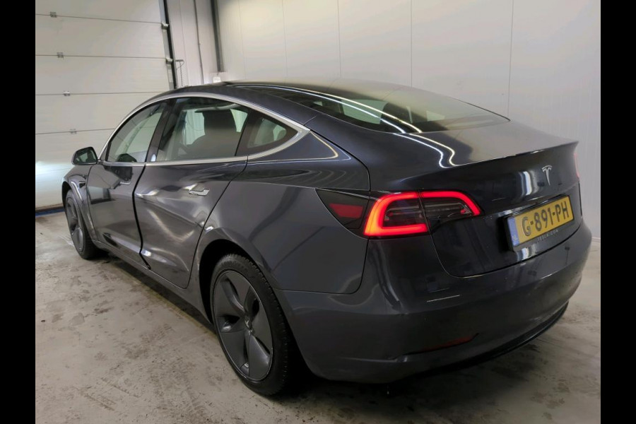 Tesla Model 3 Standard RWD Plus 60 kWh Panoramadak Navigatie Autopilot Ledverlichting Climate Control