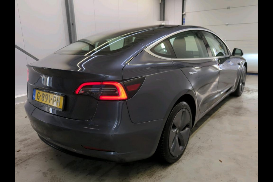 Tesla Model 3 Standard RWD Plus 60 kWh Panoramadak Navigatie Autopilot Ledverlichting Climate Control