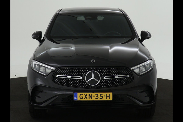 Mercedes-Benz GLC Coupé 300 e 4M AMG Plug-In Hybride | AMG Styling | Night Pakket | Trekhaak | Stoel en Stuurwiel verwarming | Memory voorstoelen | Inclusief 24 maanden MB Certified garantie voor Europa.